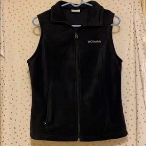 Black Columbia fleece vest.